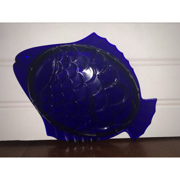 Vintage Cobalt Blue Fish Dish Snack Plate Missing Cup - Picture 1 of 3